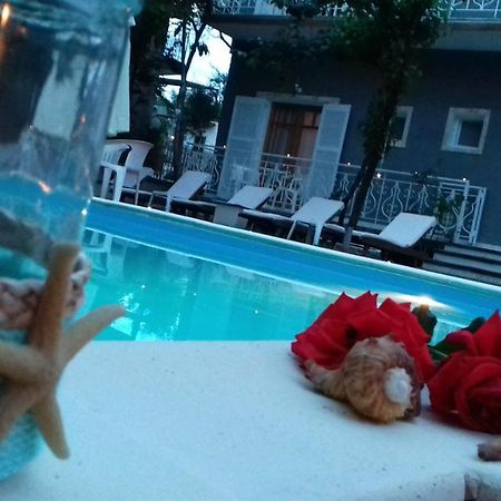 Sun Helios Garden Hotel ลีเมนาส ภายนอก รูปภาพ