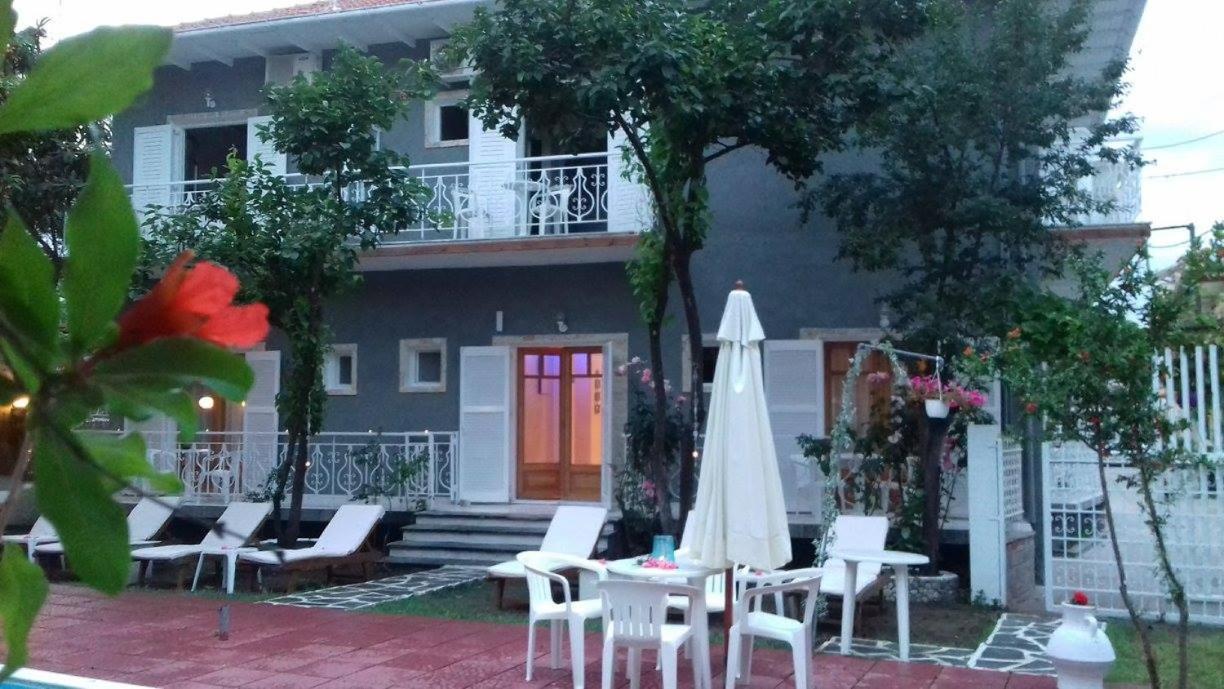 Sun Helios Garden Hotel ลีเมนาส ภายนอก รูปภาพ