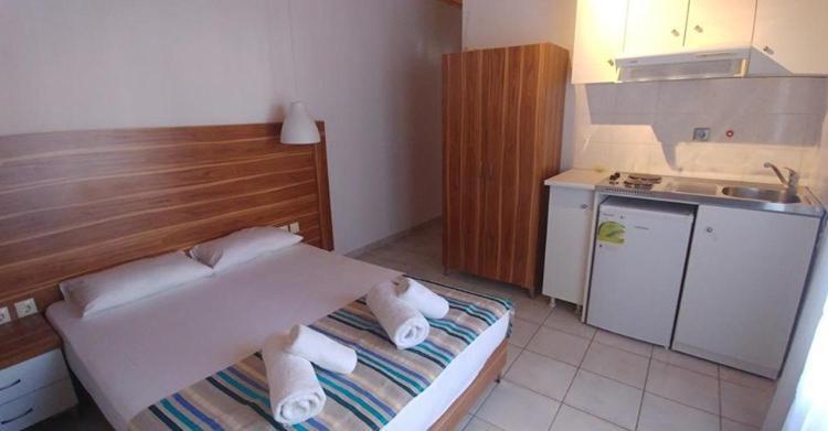 Sun Helios Garden Hotel ลีเมนาส ภายนอก รูปภาพ