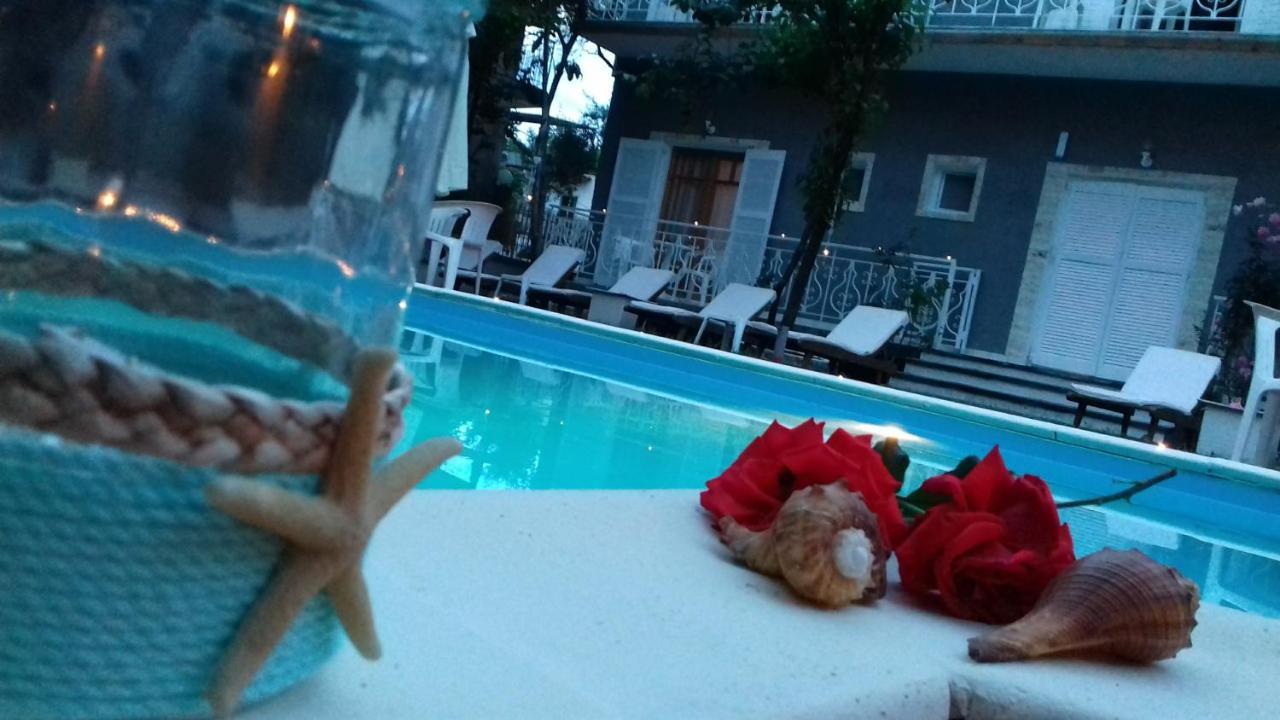 Sun Helios Garden Hotel ลีเมนาส ภายนอก รูปภาพ